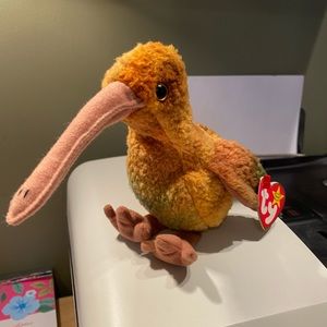 Retired ty beanie baby, Beak.
